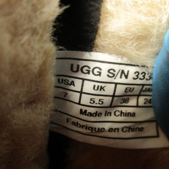 Ugg Avondale boots black with stud design size 7 - Picture 5 of 7